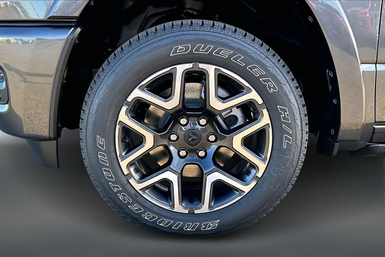 Thumbnail: 2026 RAM 1500 - 8