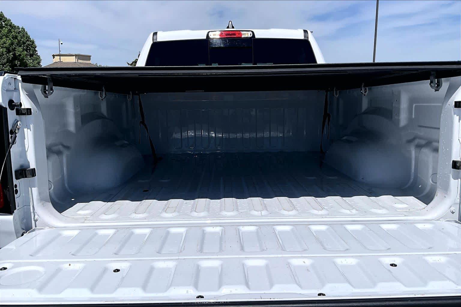 Thumbnail: 2025 RAM 1500 - 18