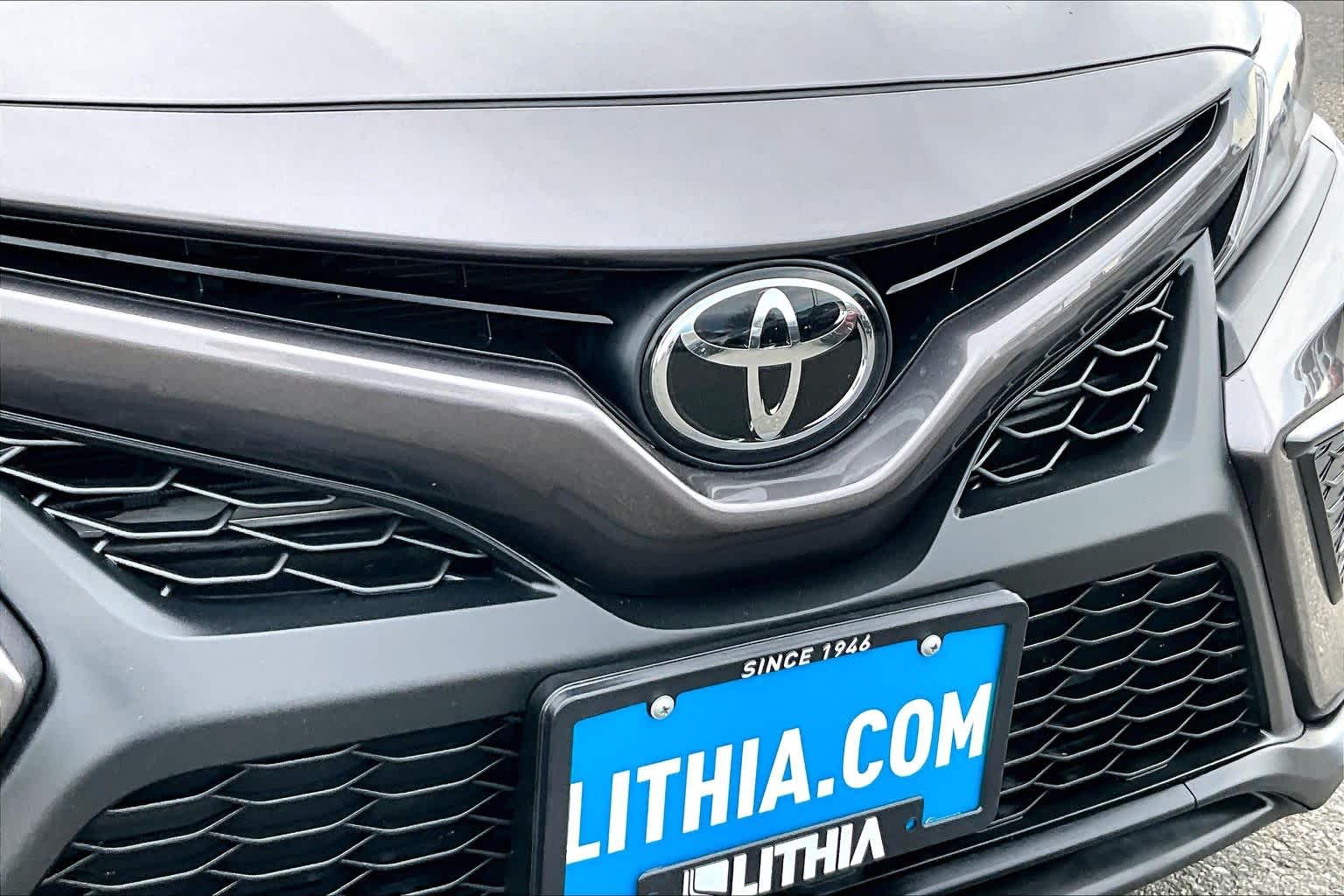 Thumbnail: 2023 Toyota Camry - 32