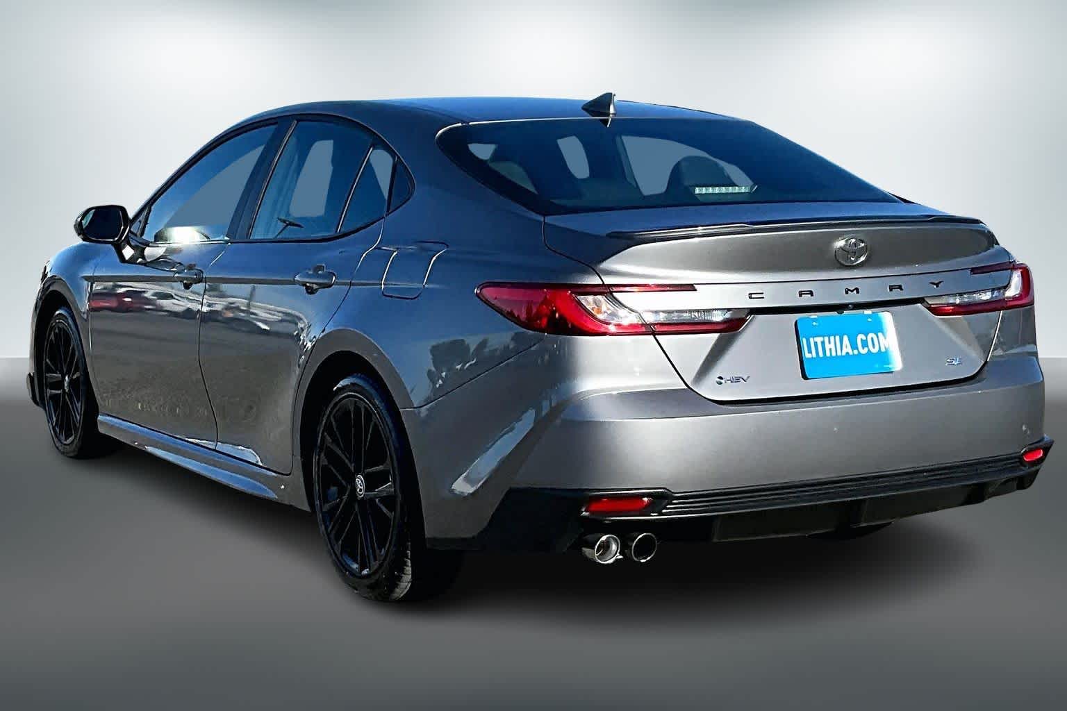 Thumbnail: 2025 Toyota Camry - 4