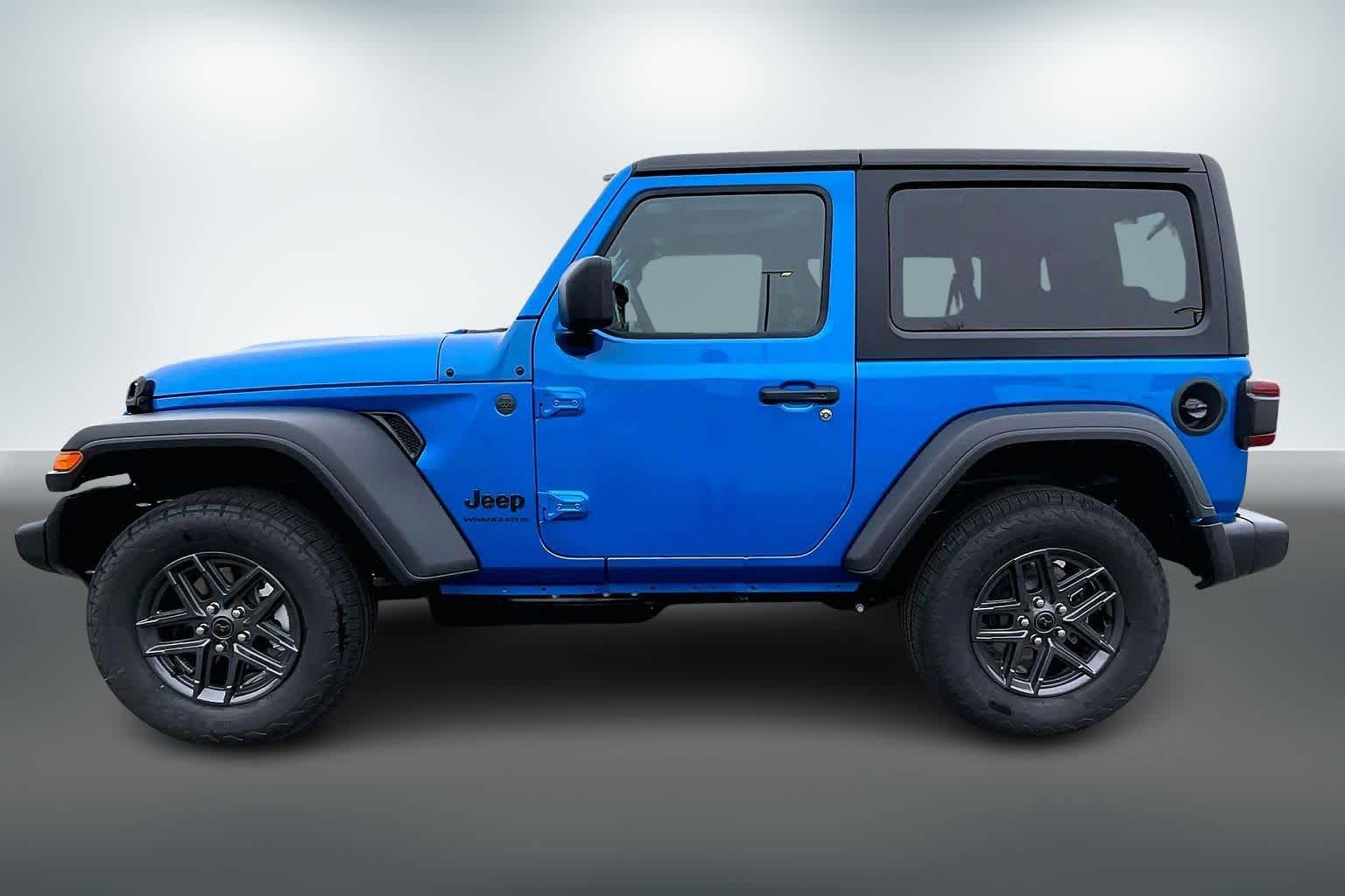 Thumbnail: 2026 Jeep Wrangler - 3
