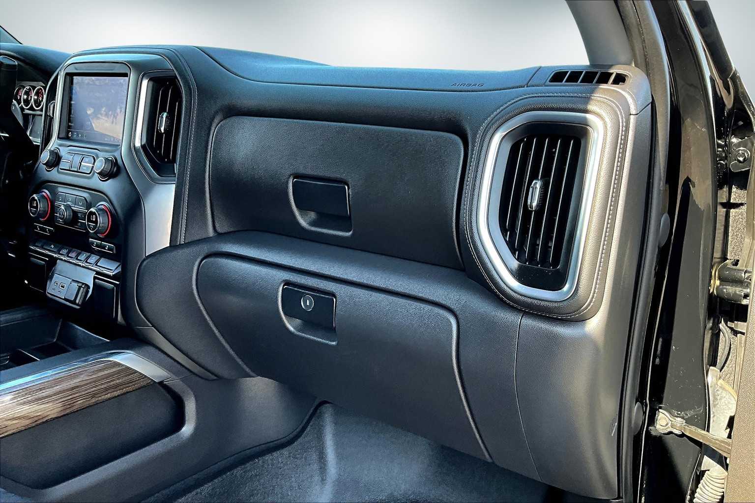 Thumbnail: 2022 Chevrolet Silverado 1500 - 23