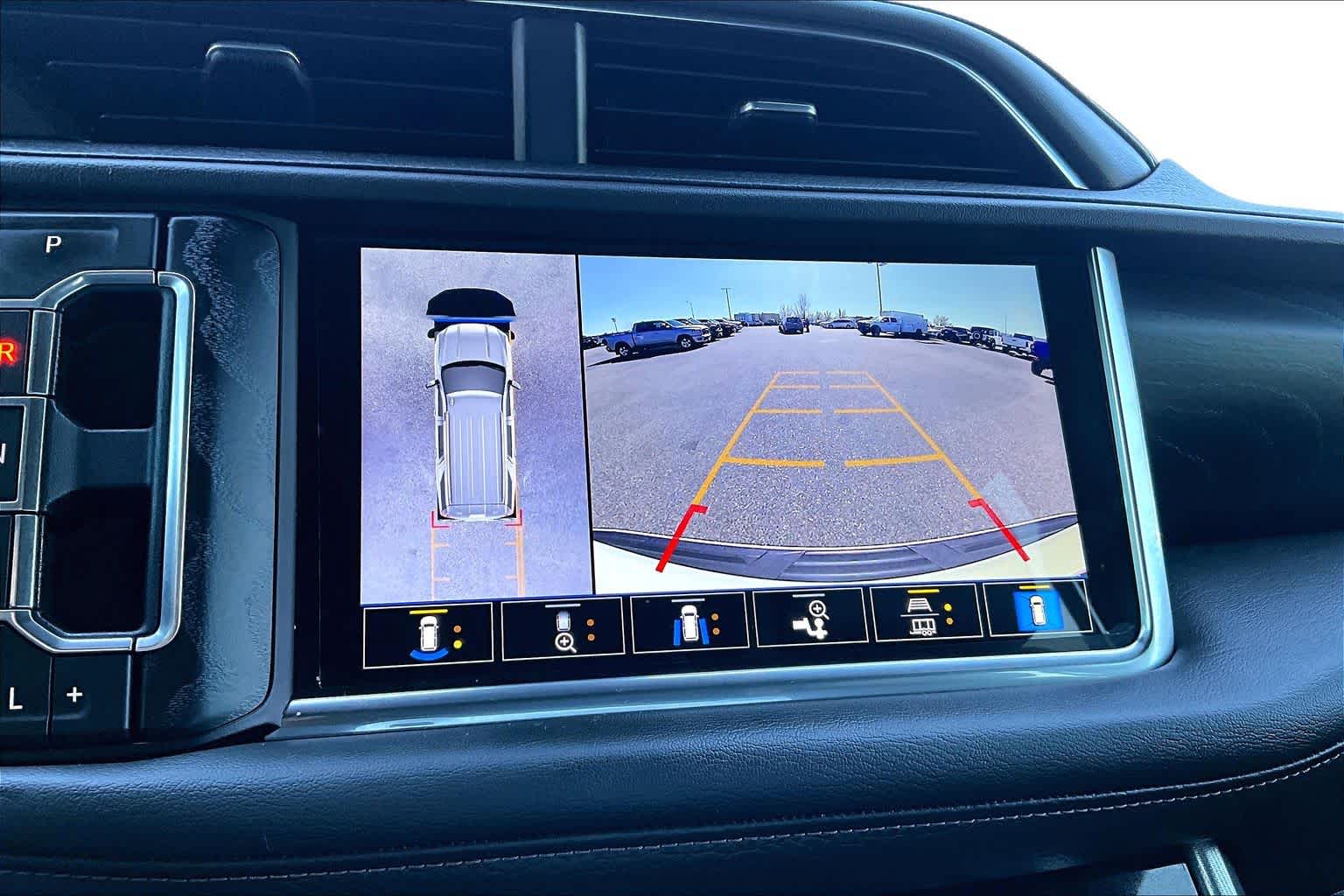 Thumbnail: 2021 GMC Yukon - 25