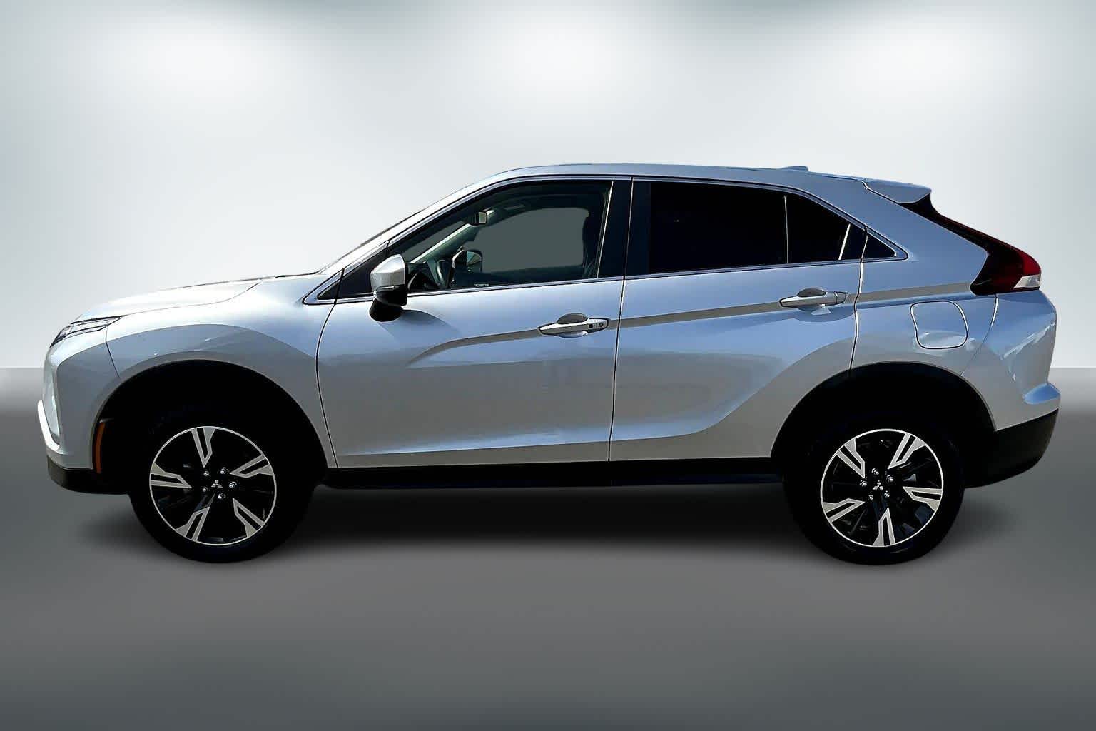 Thumbnail: 2024 Mitsubishi Eclipse Cross - 3