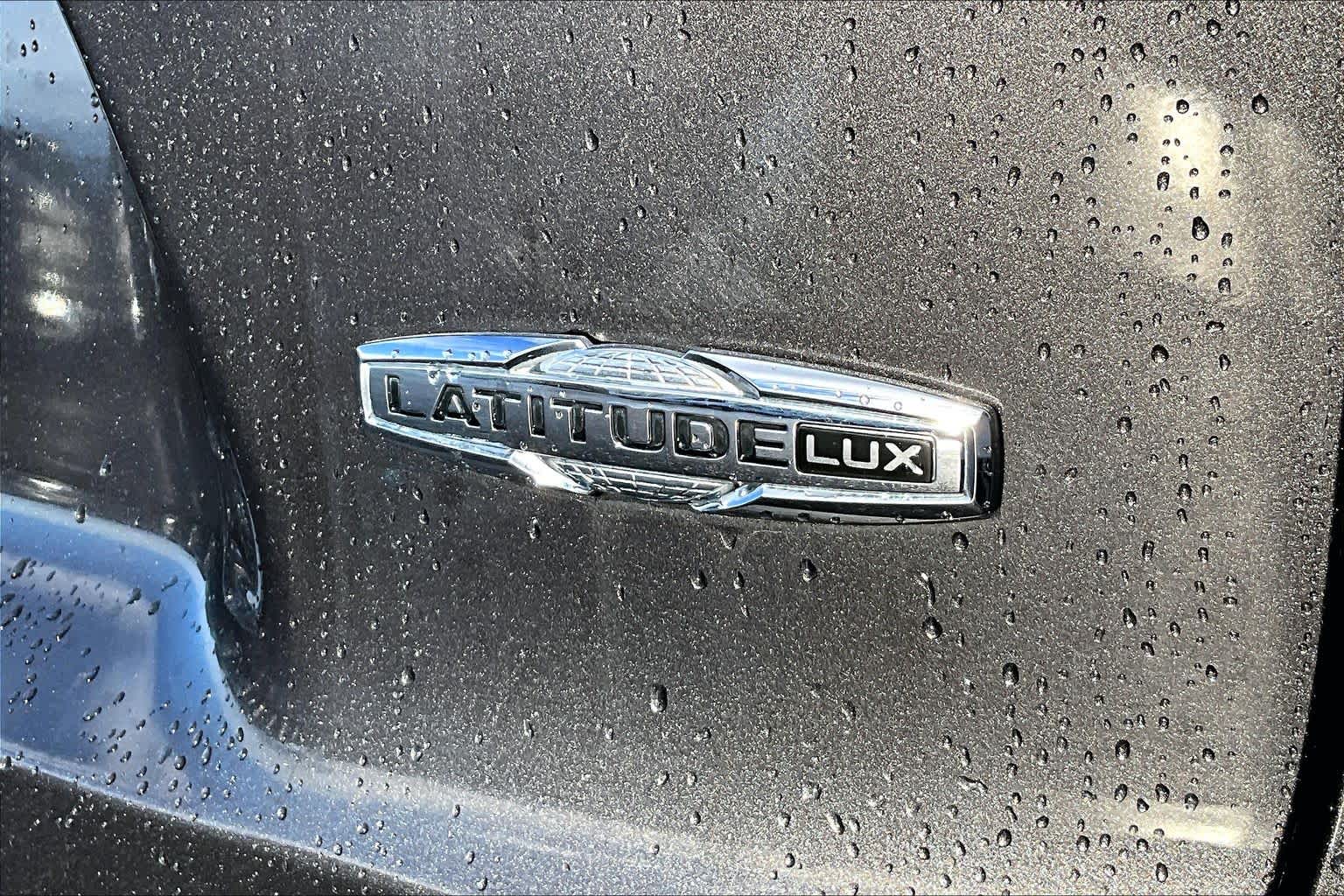 Thumbnail: 2021 Jeep Cherokee - 7