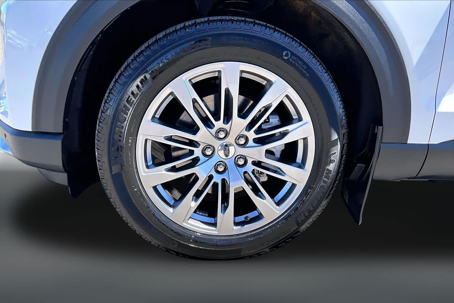 Thumbnail: 2025 Ford Explorer - 7