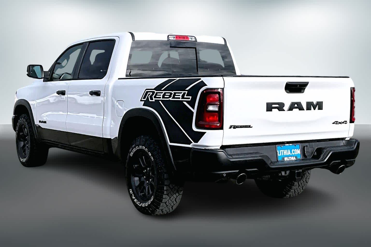 Thumbnail: 2025 RAM 1500 - 4