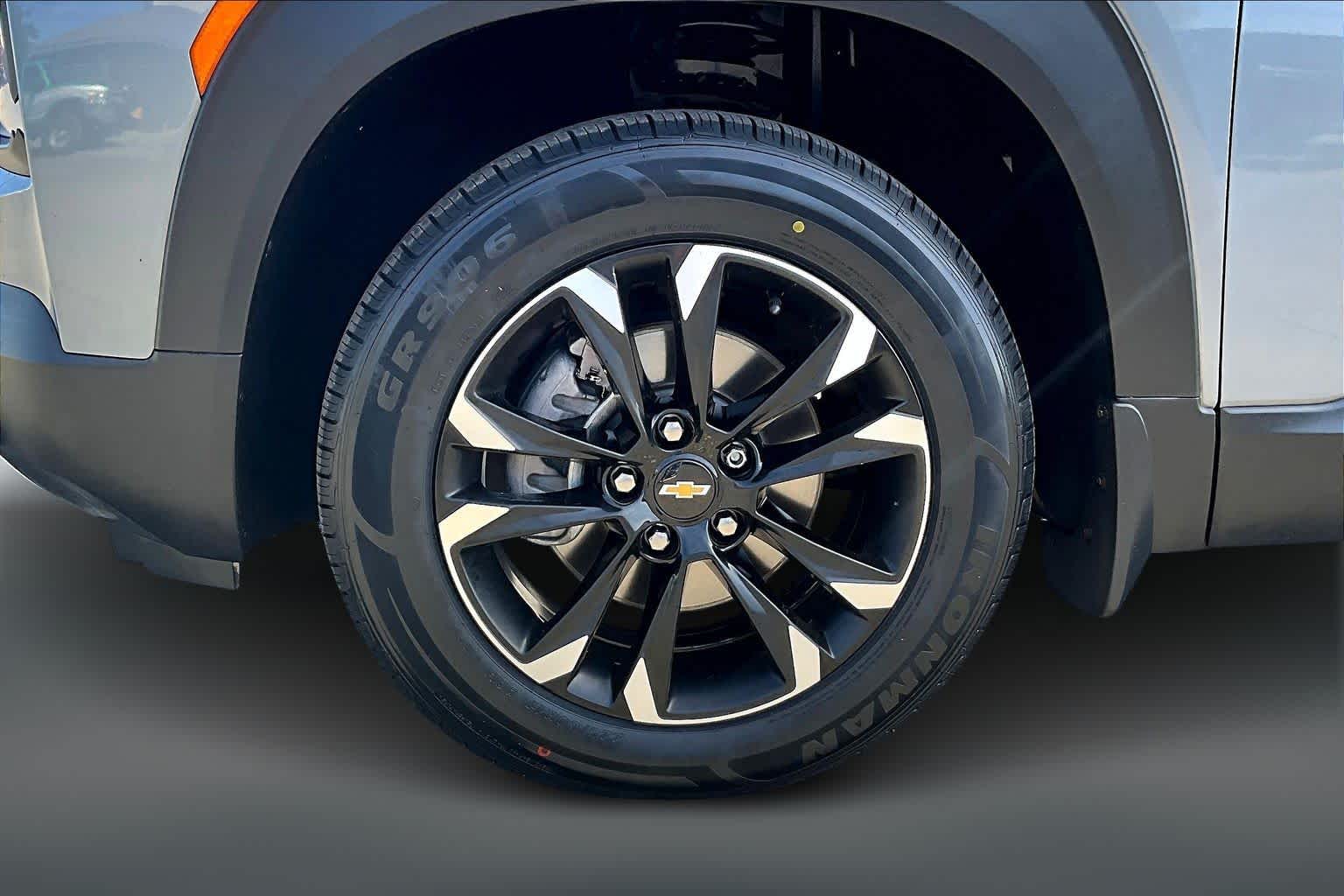 Thumbnail: 2022 Chevrolet TrailBlazer - 8