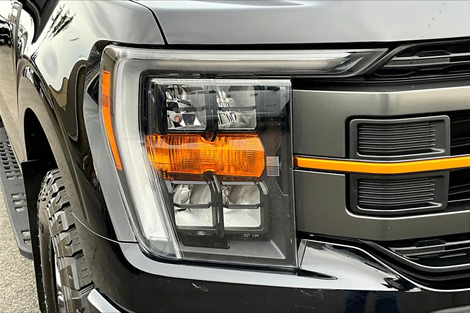 Thumbnail: 2023 Ford F-150 - 32