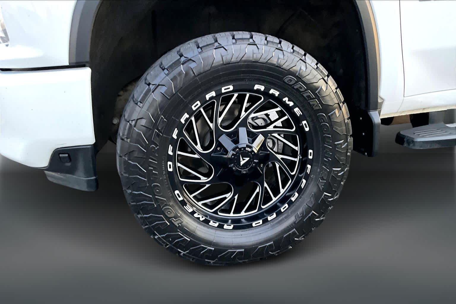 Thumbnail: 2022 Chevrolet Silverado 2500 - 8