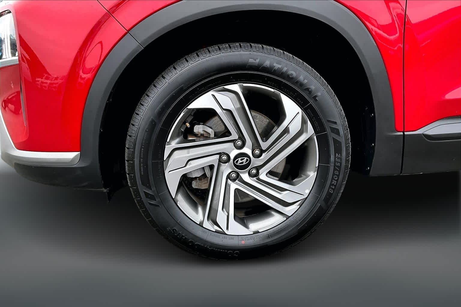 Thumbnail: 2023 Hyundai Santa Fe - 8