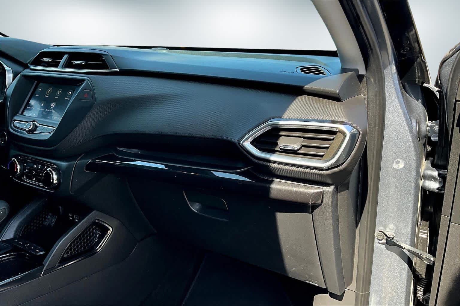 Thumbnail: 2022 Chevrolet TrailBlazer - 23