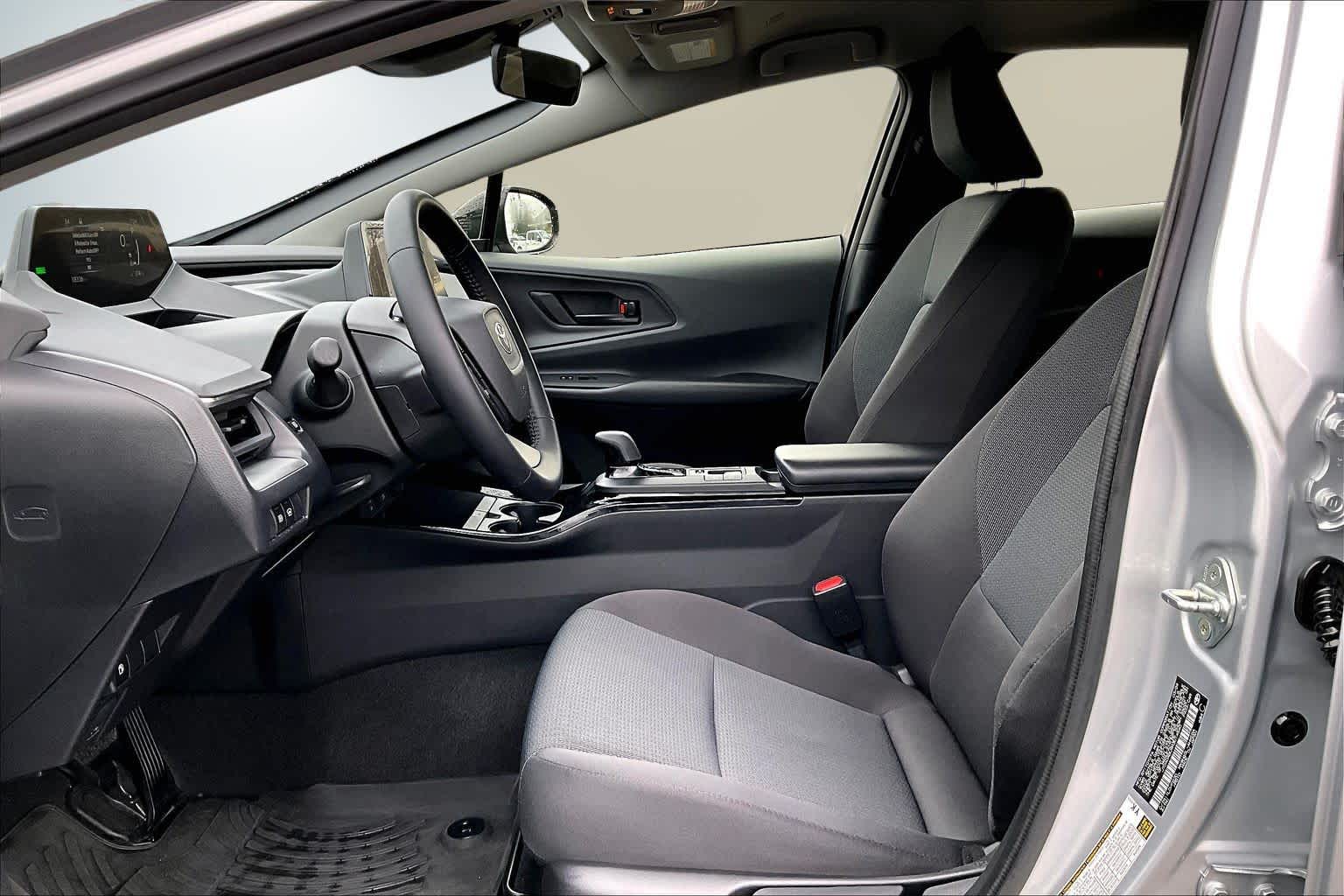 Thumbnail: 2024 Toyota Prius - 10