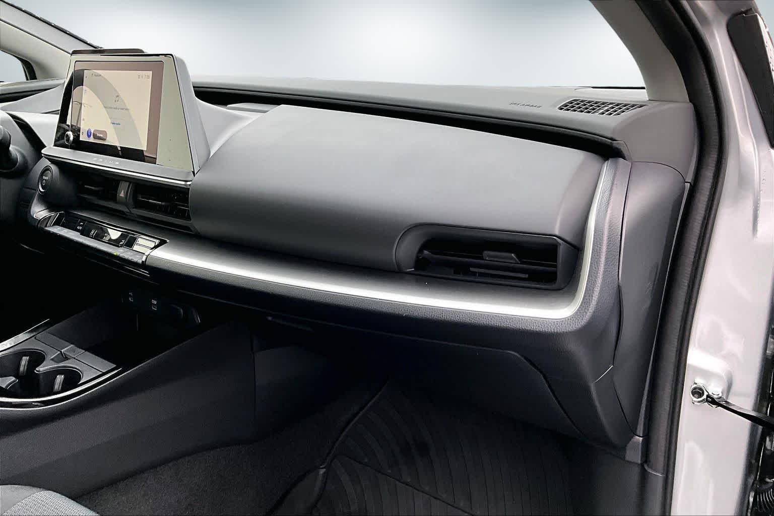 Thumbnail: 2024 Toyota Prius - 22