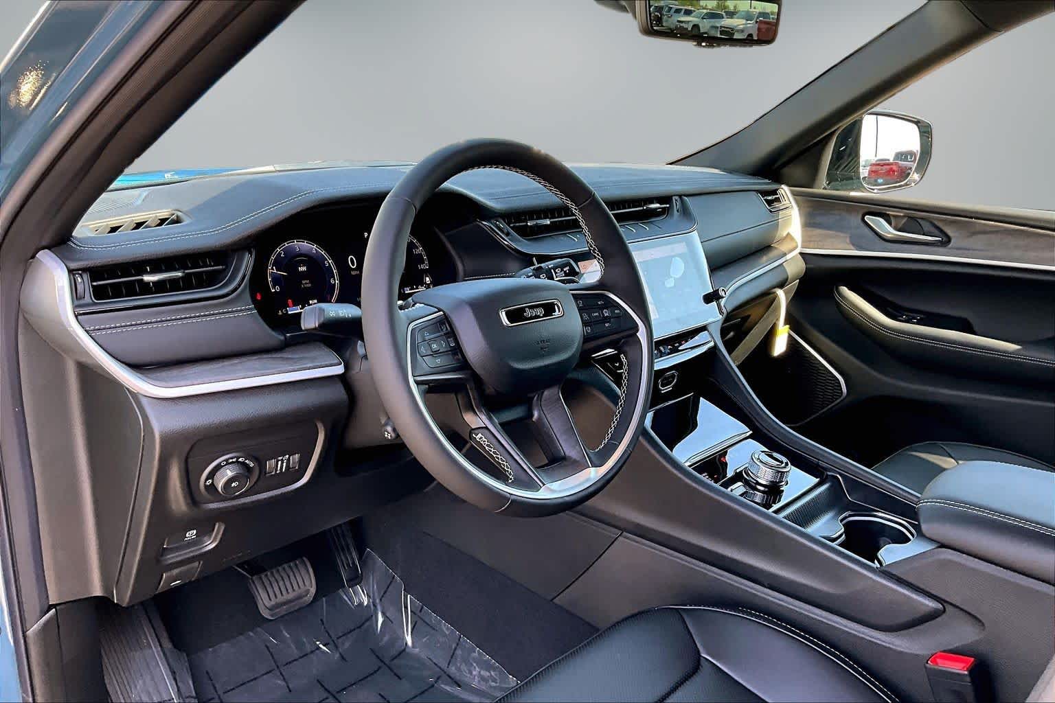Thumbnail: 2026 Jeep Grand Cherokee - 2