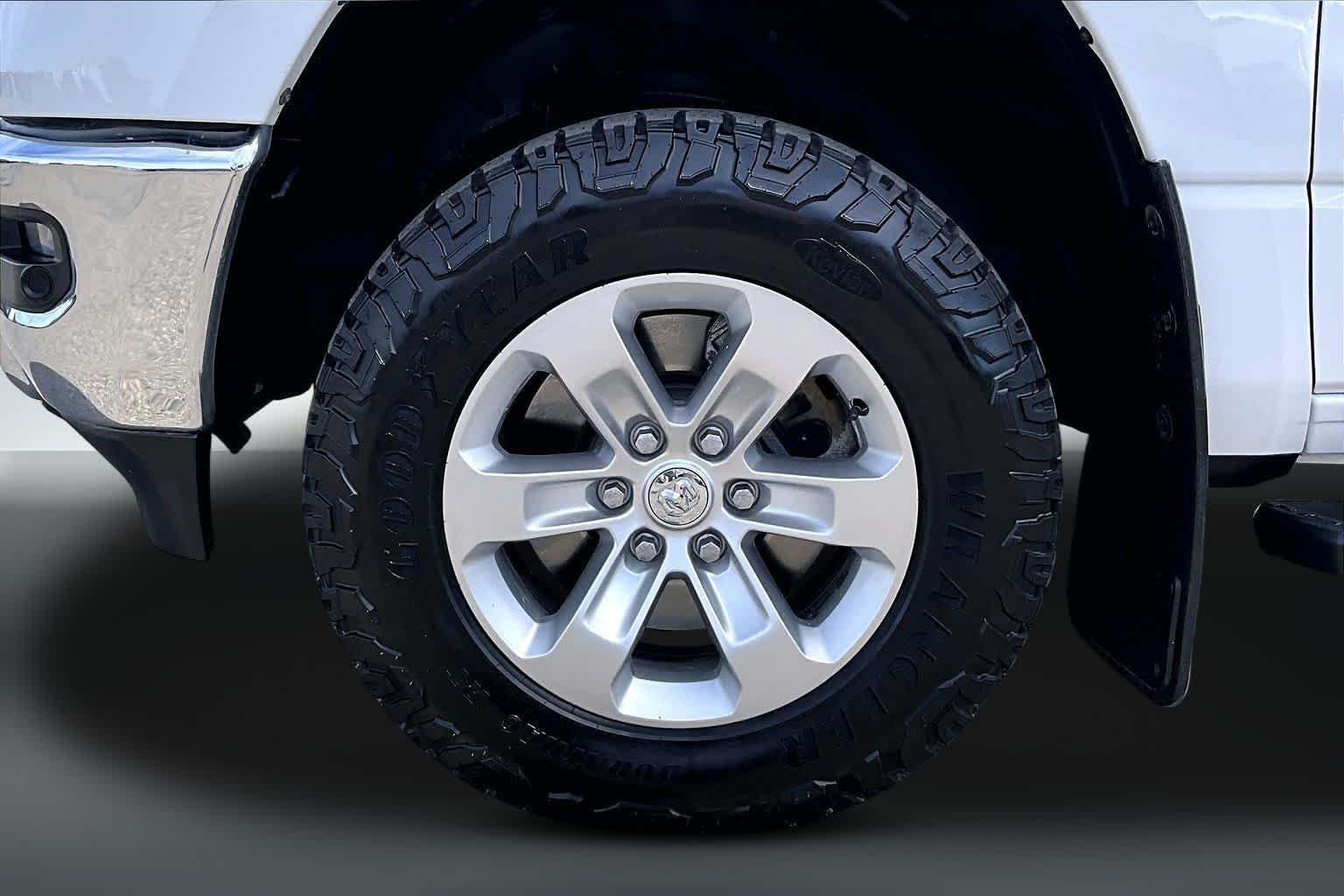 Thumbnail: 2024 RAM 1500 - 8