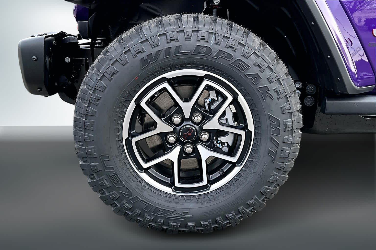 Thumbnail: 2026 Jeep Gladiator - 8