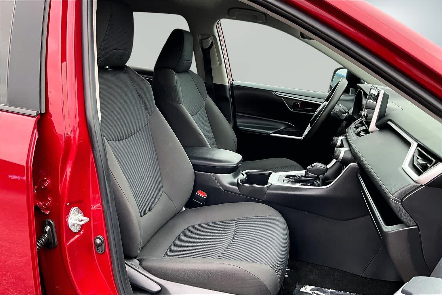 Thumbnail: 2024 Toyota RAV4 - 13