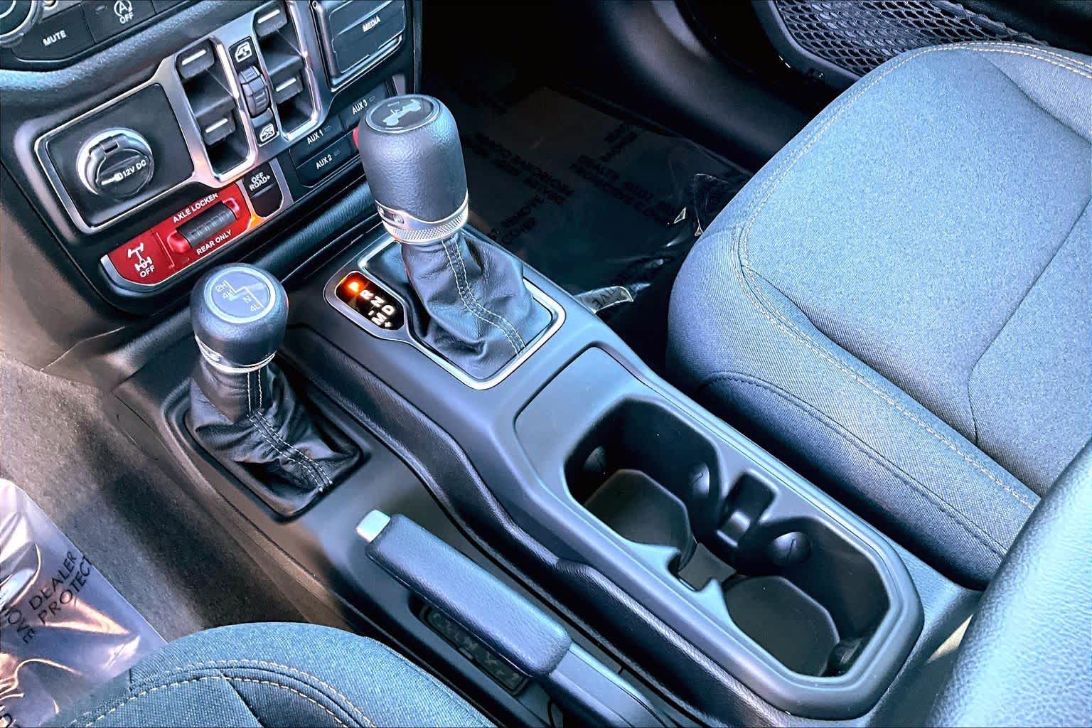 Thumbnail: 2026 Jeep Wrangler - 16