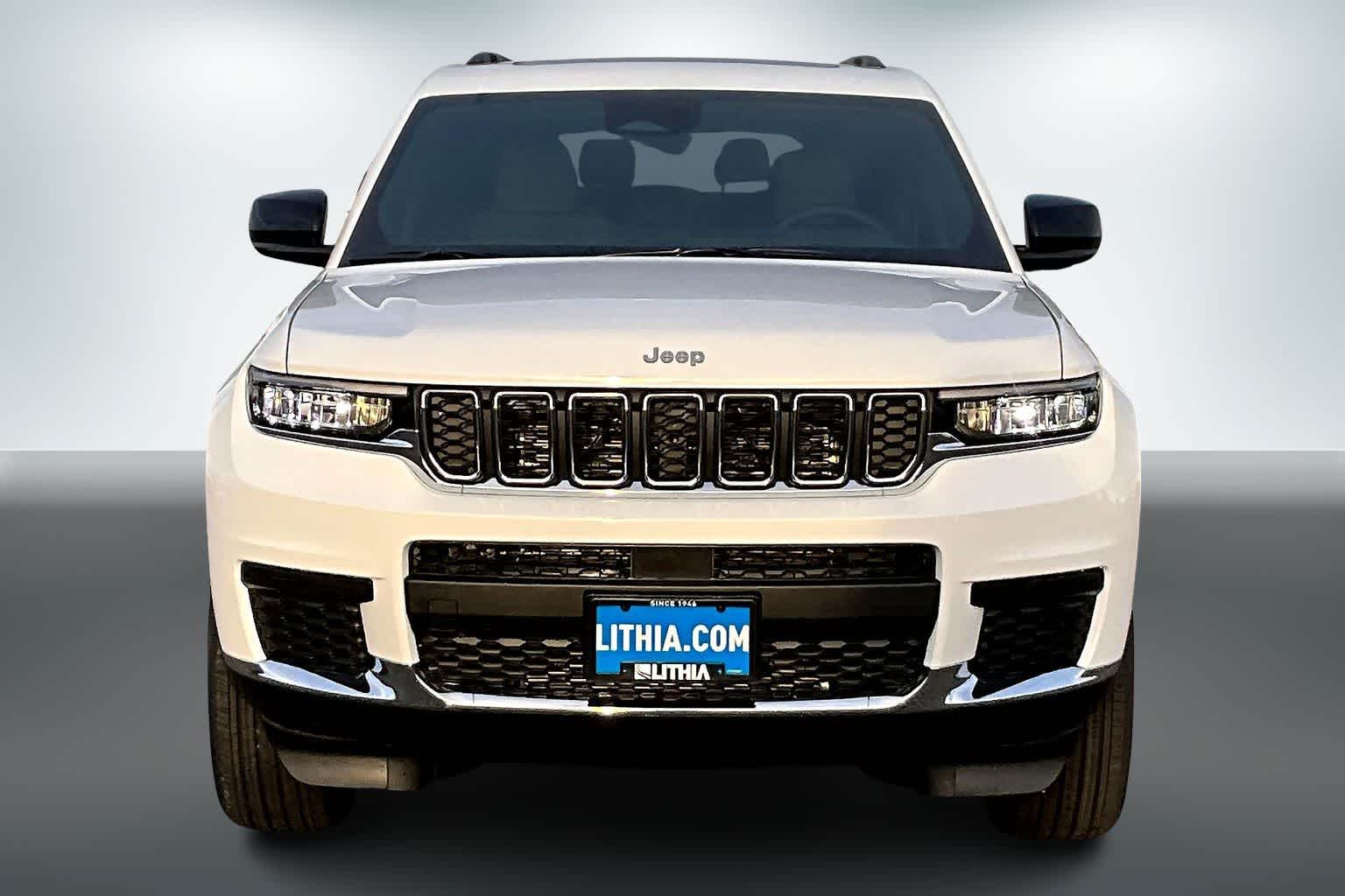 Thumbnail: 2025 Jeep Grand Cherokee - 6