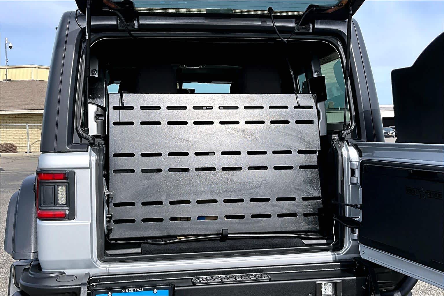 Thumbnail: 2022 Jeep Wrangler - 16