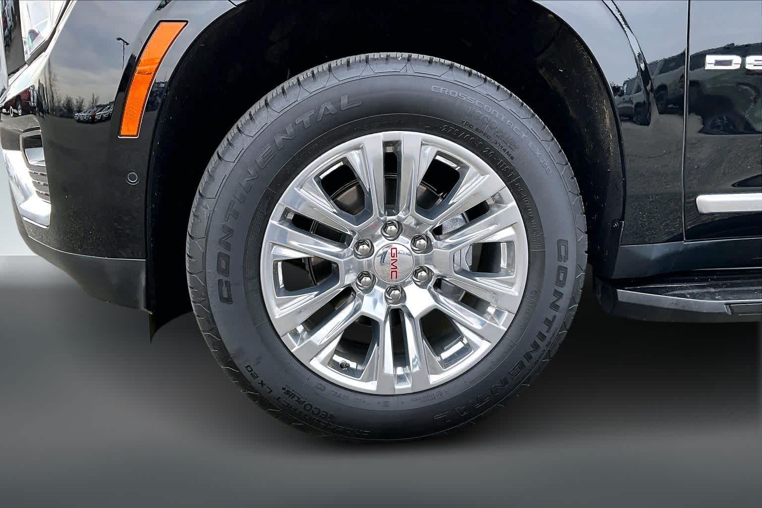 Thumbnail: 2025 GMC Yukon - 8