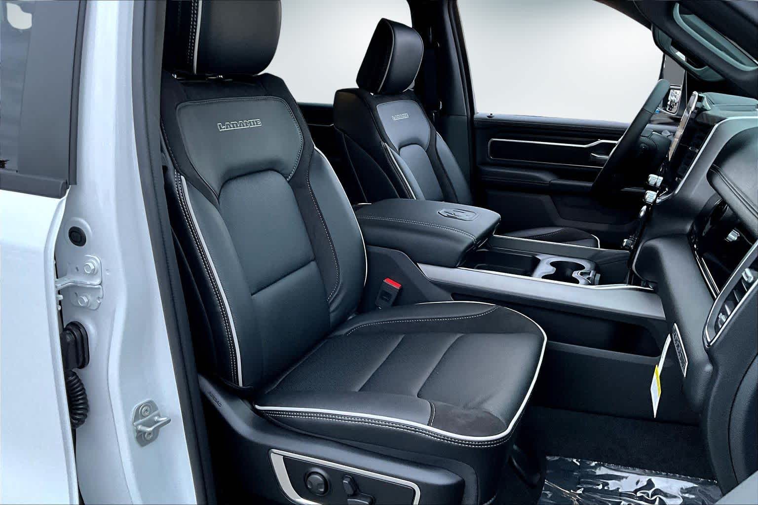 Thumbnail: 2026 RAM 1500 - 14