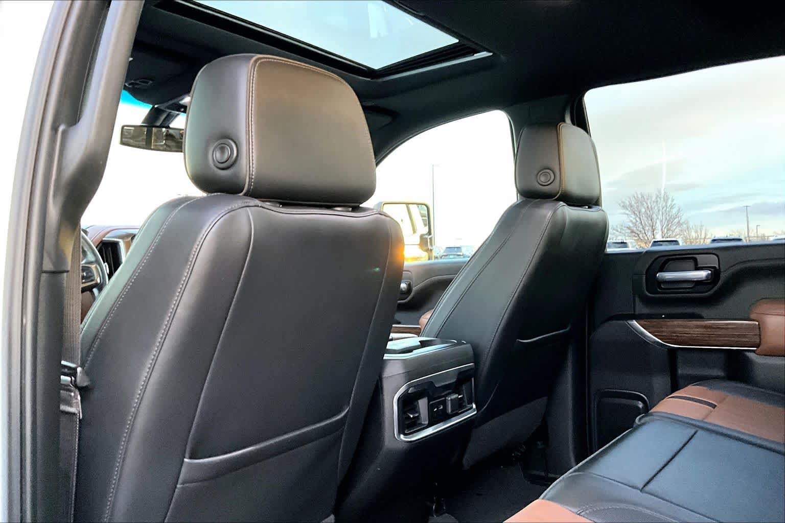 Thumbnail: 2022 Chevrolet Silverado 2500 - 12