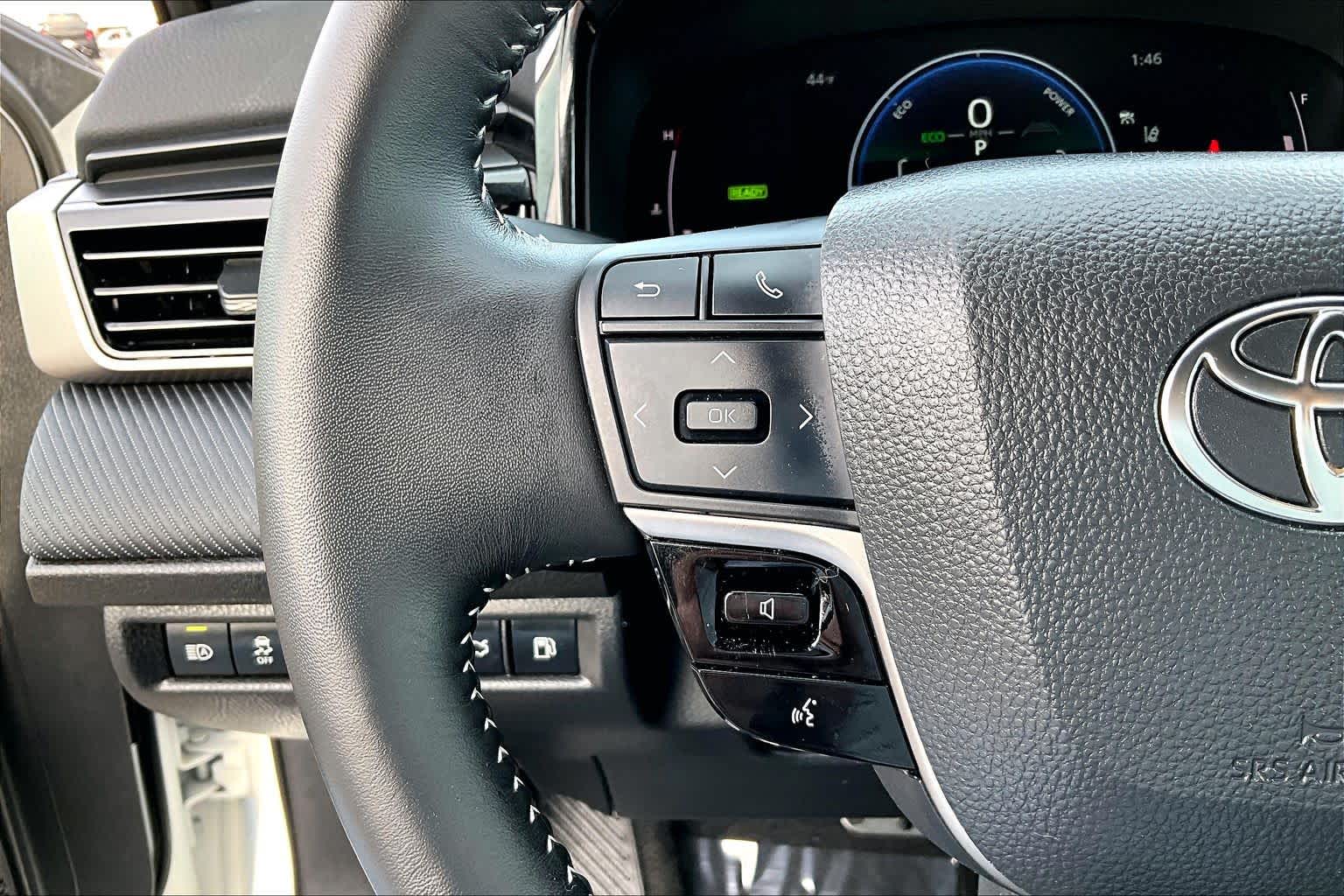 Thumbnail: 2025 Toyota Camry - 24