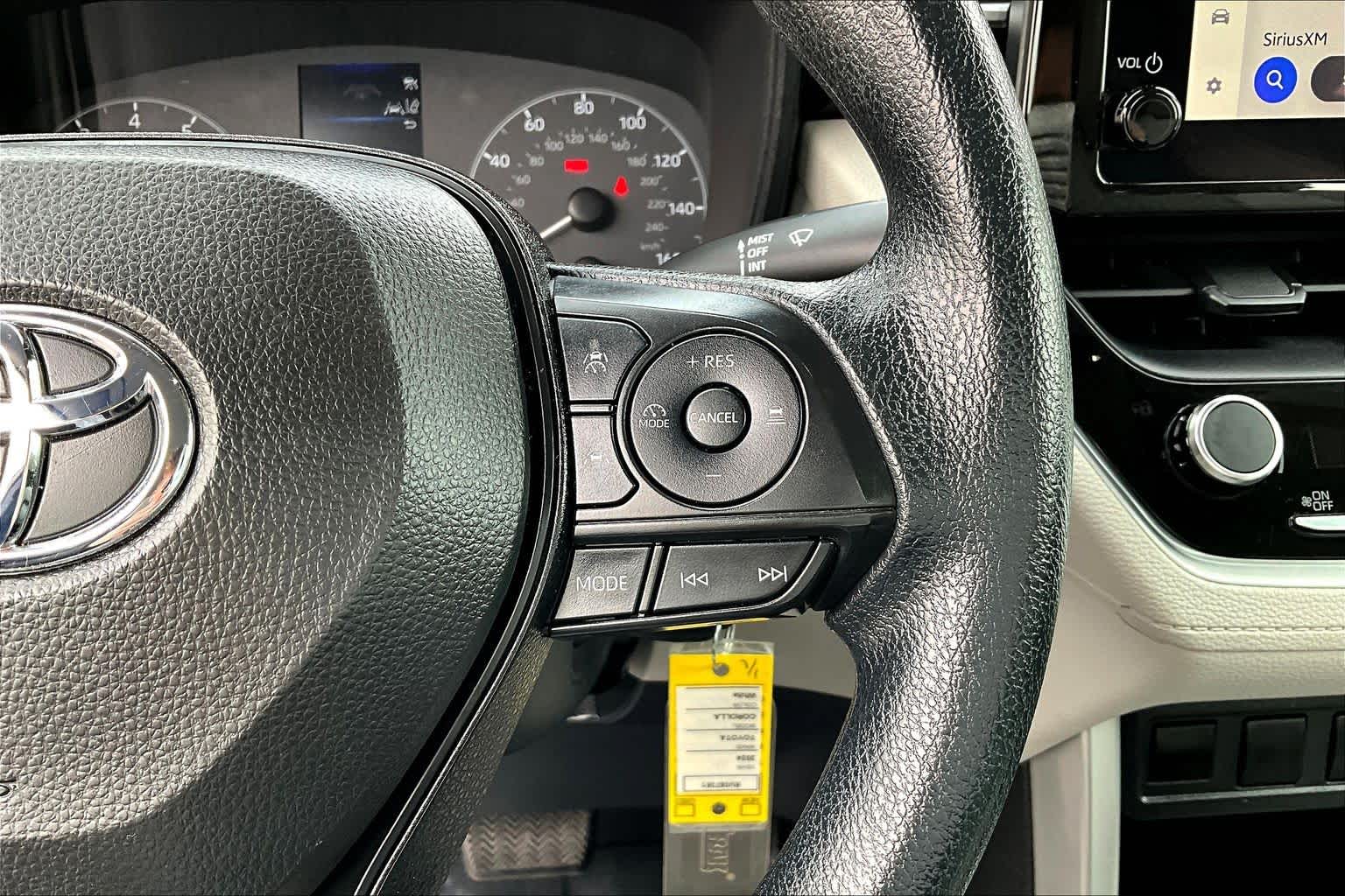 Thumbnail: 2024 Toyota Corolla Cross - 25