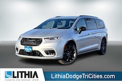 2026 Chrysler Pacifica SELECT AWD Passenger Van Kennewick, WA