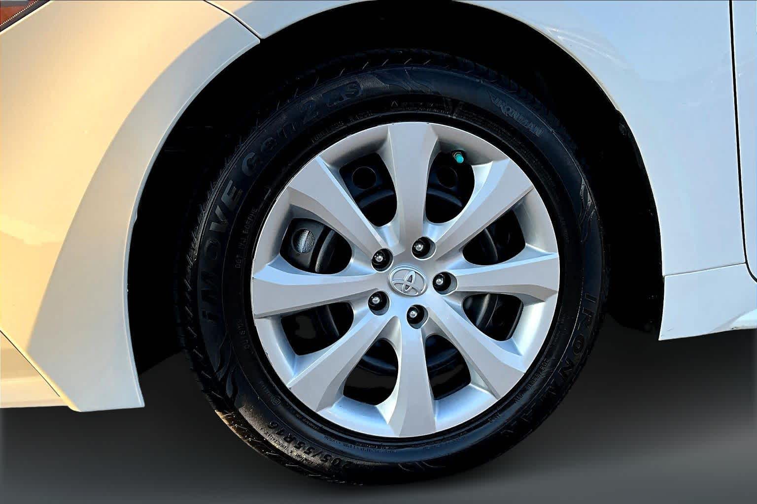 Thumbnail: 2023 Toyota Corolla - 8