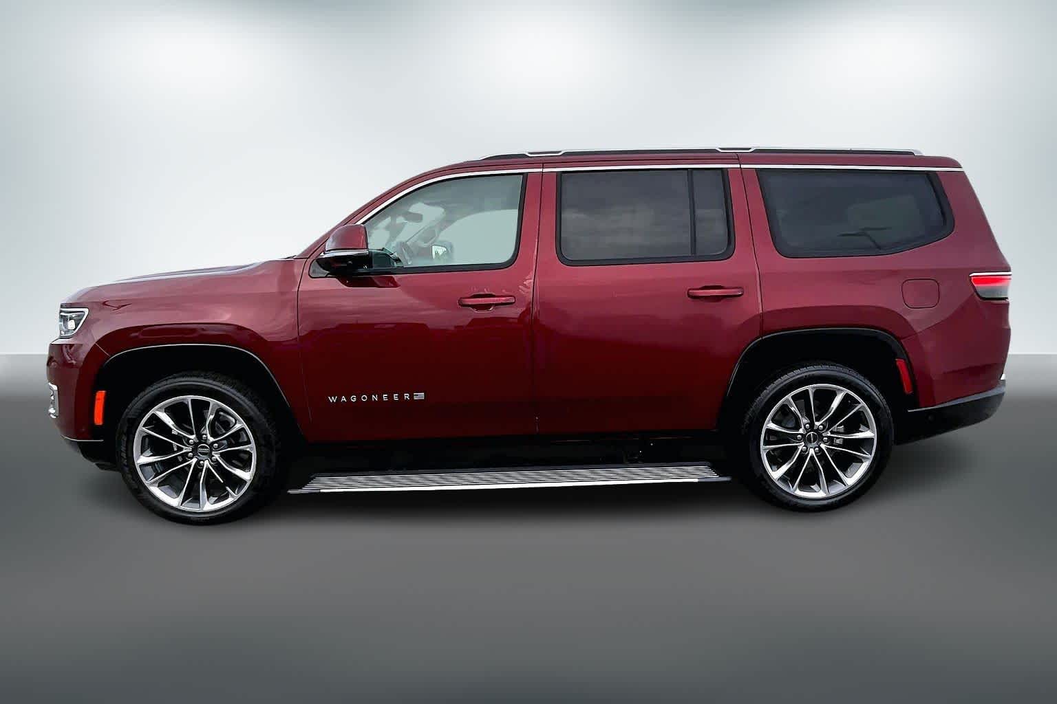 Thumbnail: 2022 Jeep Wagoneer - 3