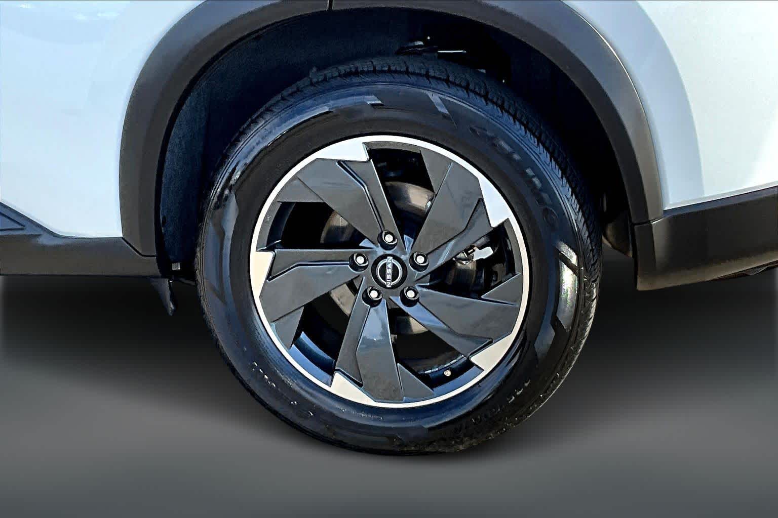 Thumbnail: 2024 Nissan Rogue - 37