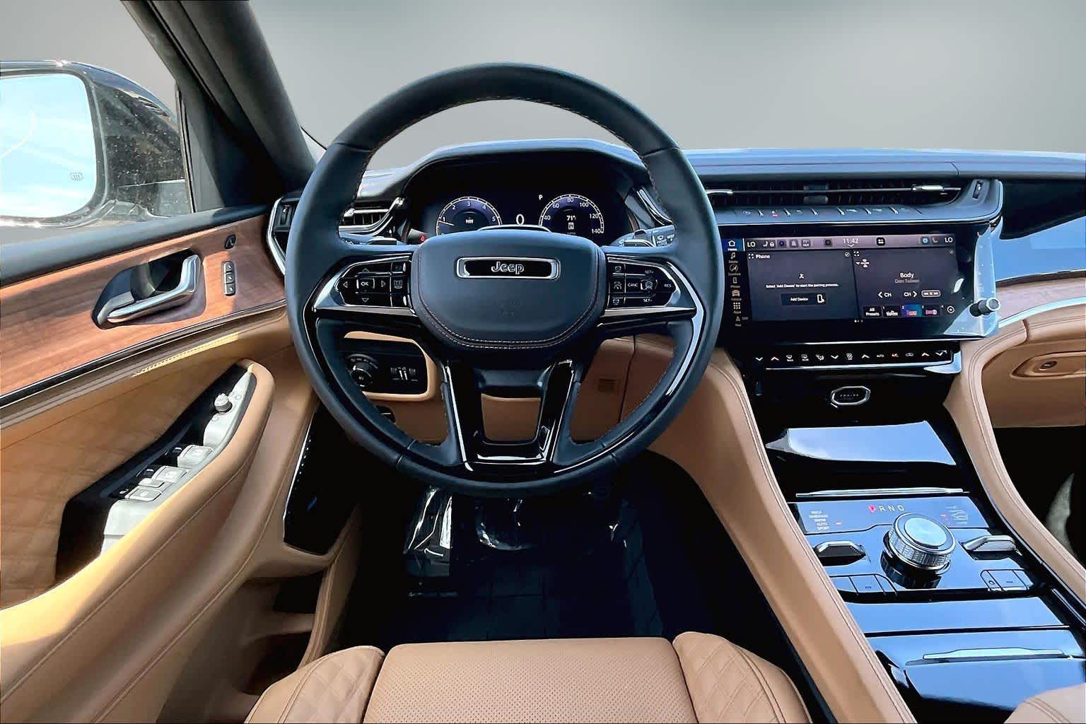 Thumbnail: 2026 Jeep Grand Cherokee - 15