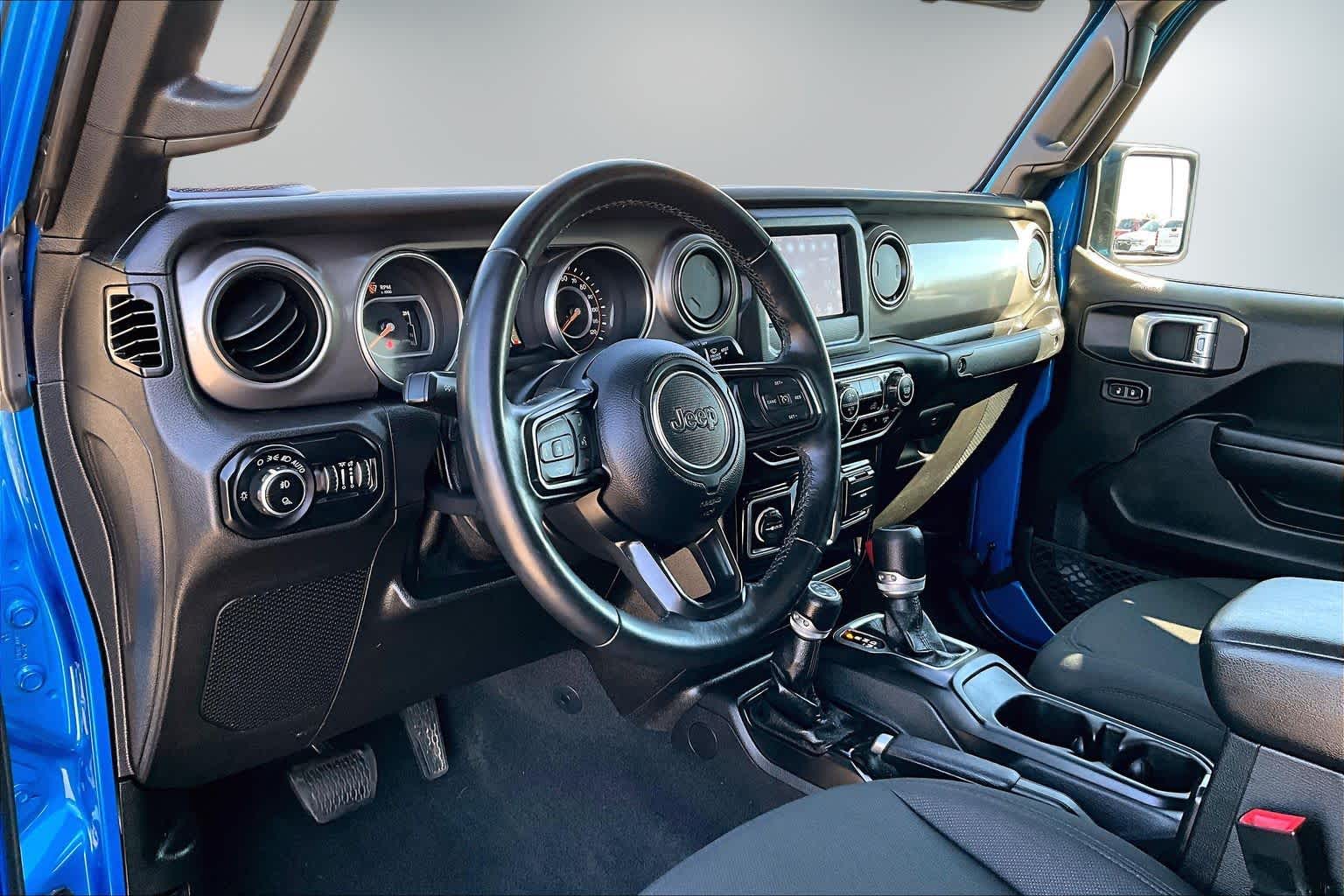 Thumbnail: 2021 Jeep Gladiator - 2
