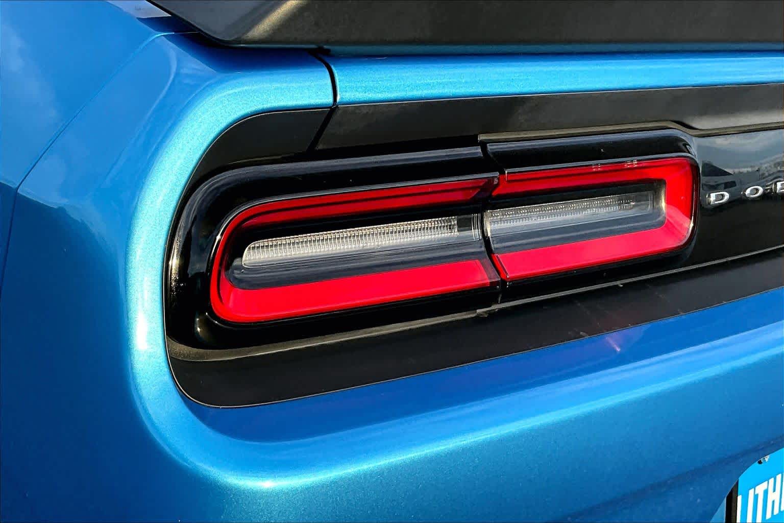 Thumbnail: 2016 Dodge Challenger - 32