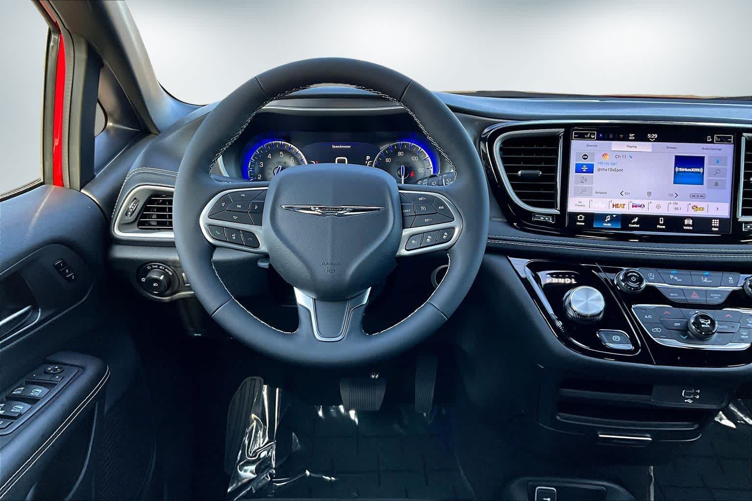 Thumbnail: 2026 Chrysler Pacifica - 15