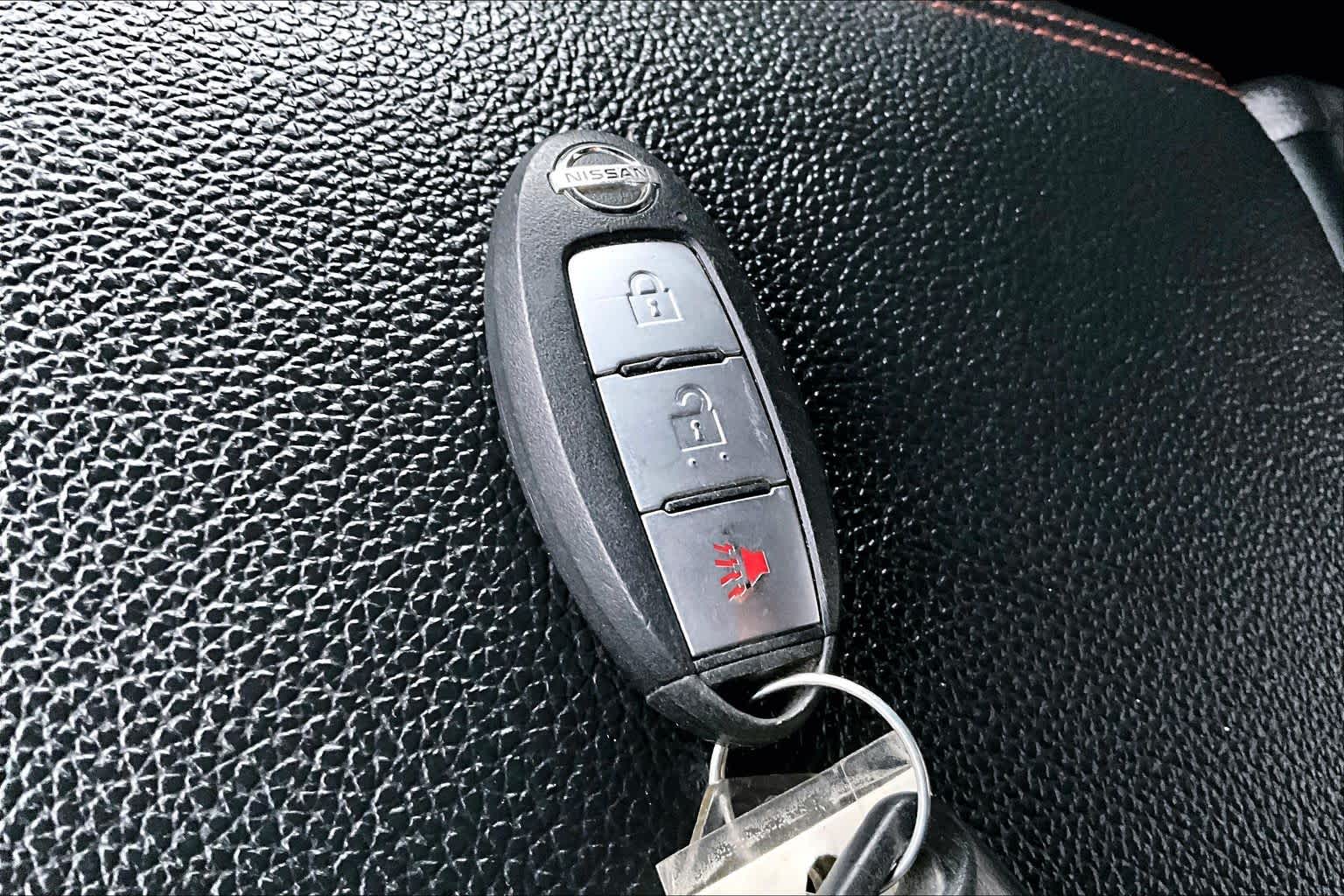 Thumbnail: 2022 Nissan Titan - 19