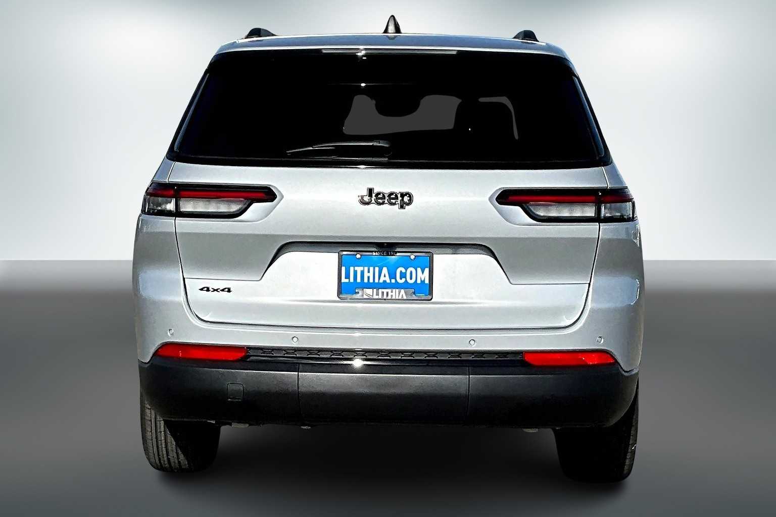 Thumbnail: 2025 Jeep Grand Cherokee - 5
