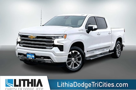 Camioneta Chevrolet Silverado 1500 High Country 2024 con cabina doble