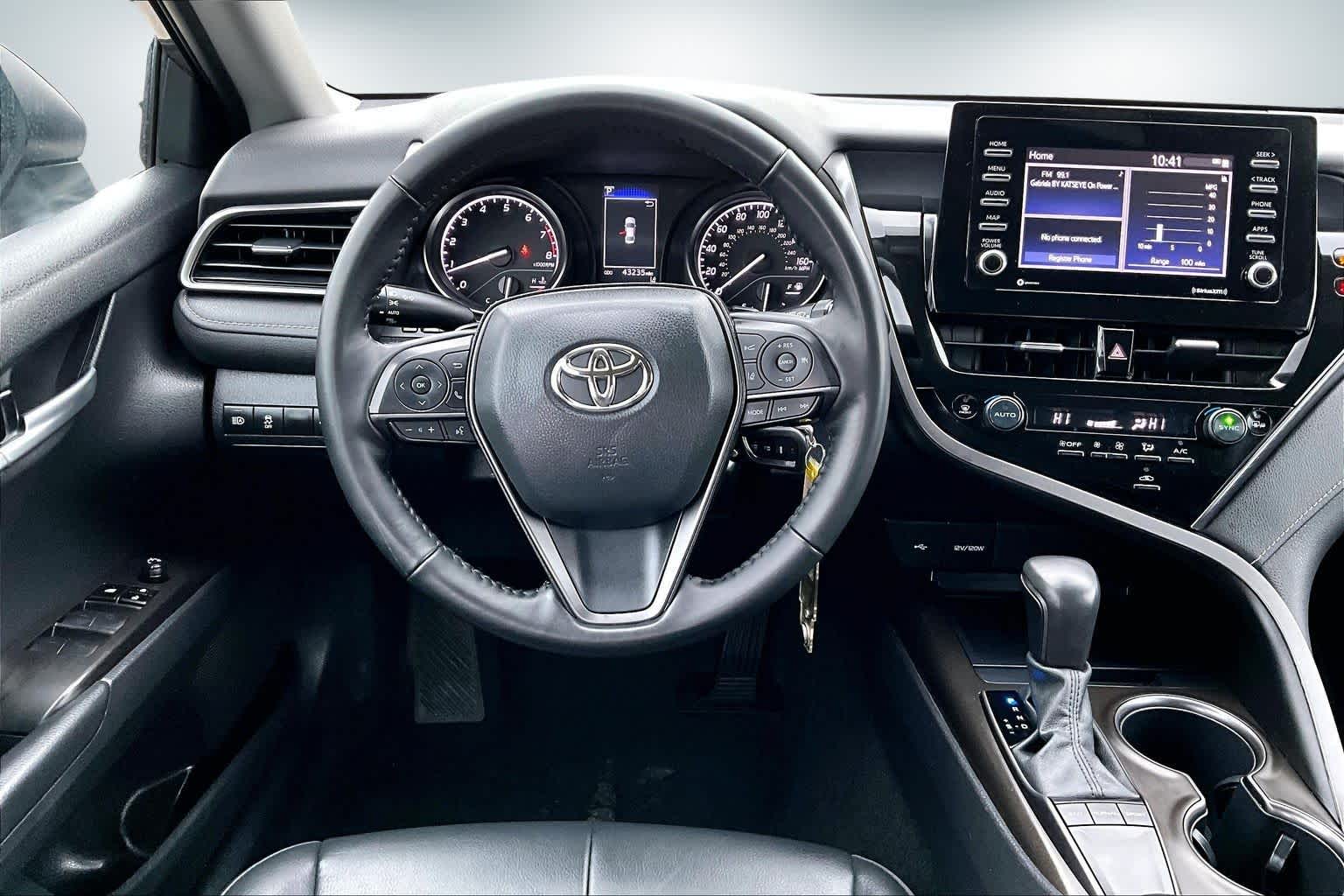 Thumbnail: 2023 Toyota Camry - 14