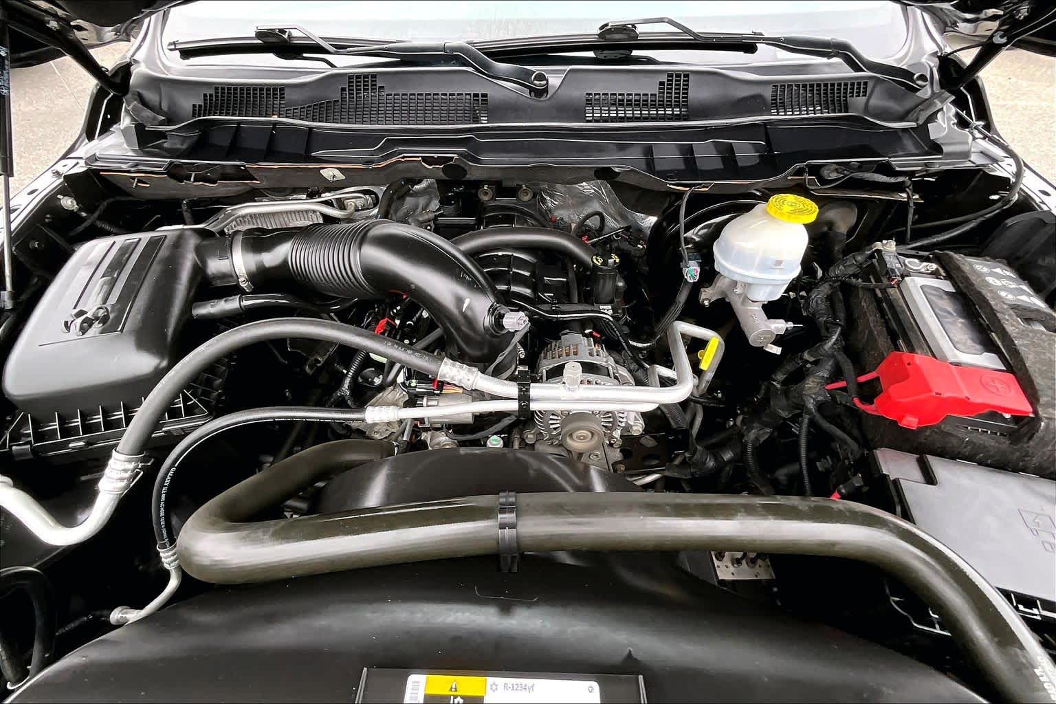 Thumbnail: 2021 RAM 1500 Classic - 9