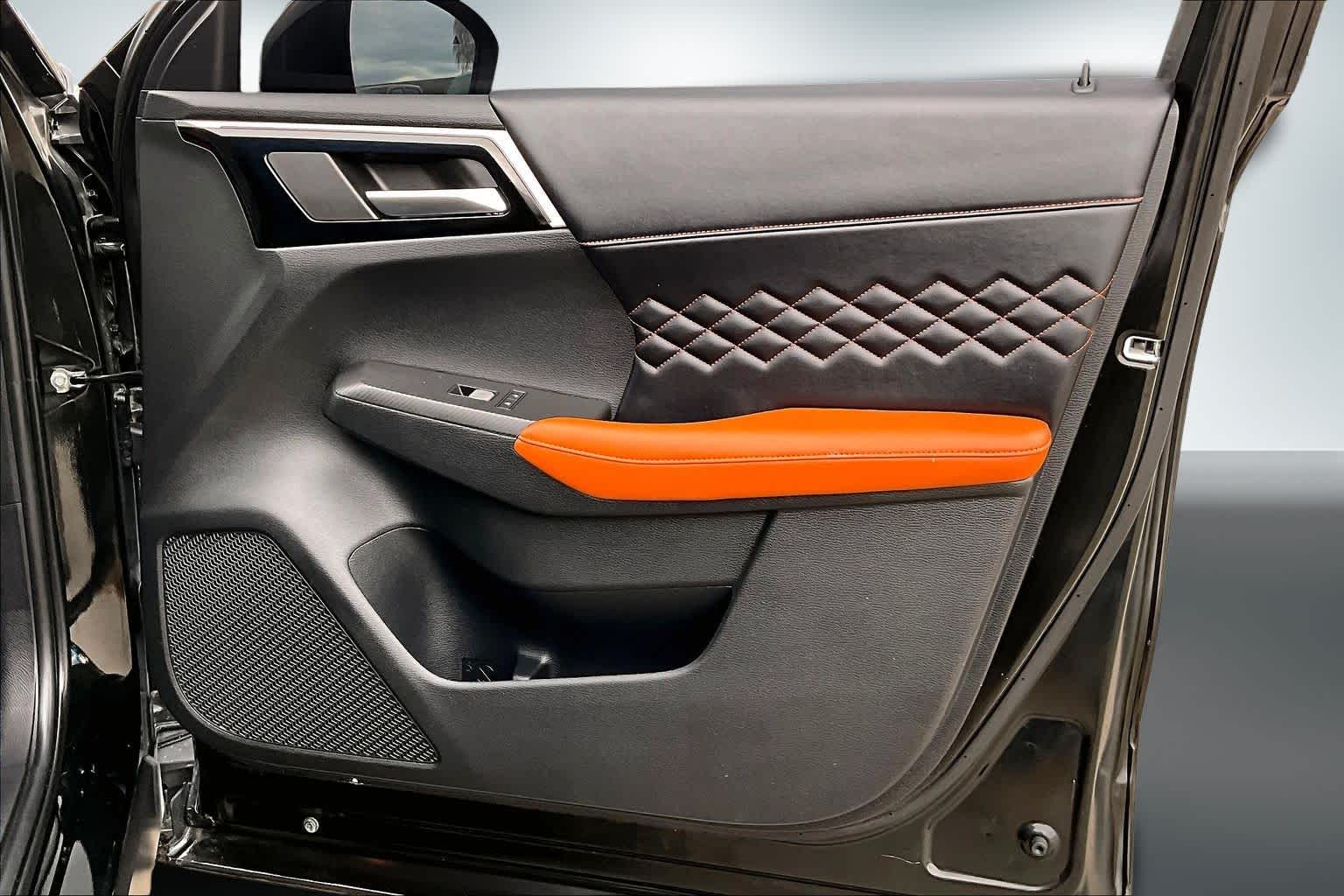 Thumbnail: 2022 Mitsubishi Outlander - 26