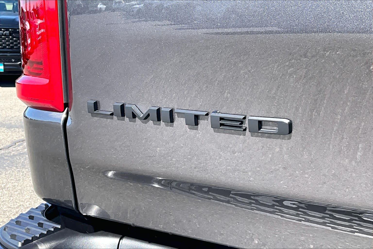 Thumbnail: 2026 RAM 1500 - 7