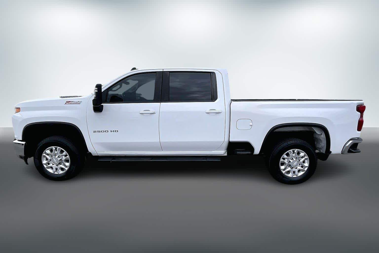 Thumbnail: 2021 Chevrolet Silverado 2500 - 3
