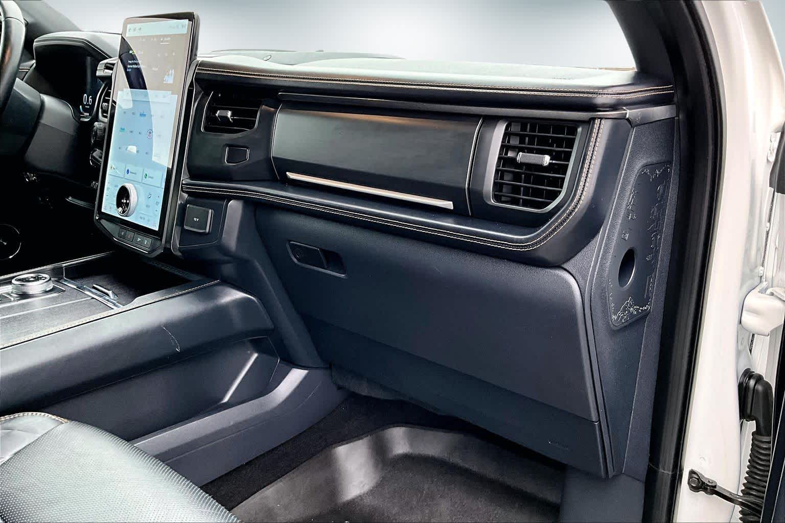 Thumbnail: 2022 Ford Expedition MAX - 23