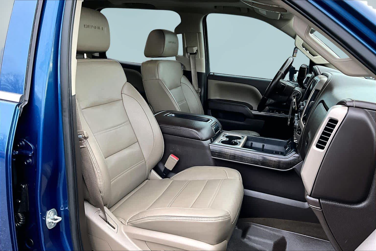 Thumbnail: 2015 GMC Sierra 2500 - 13