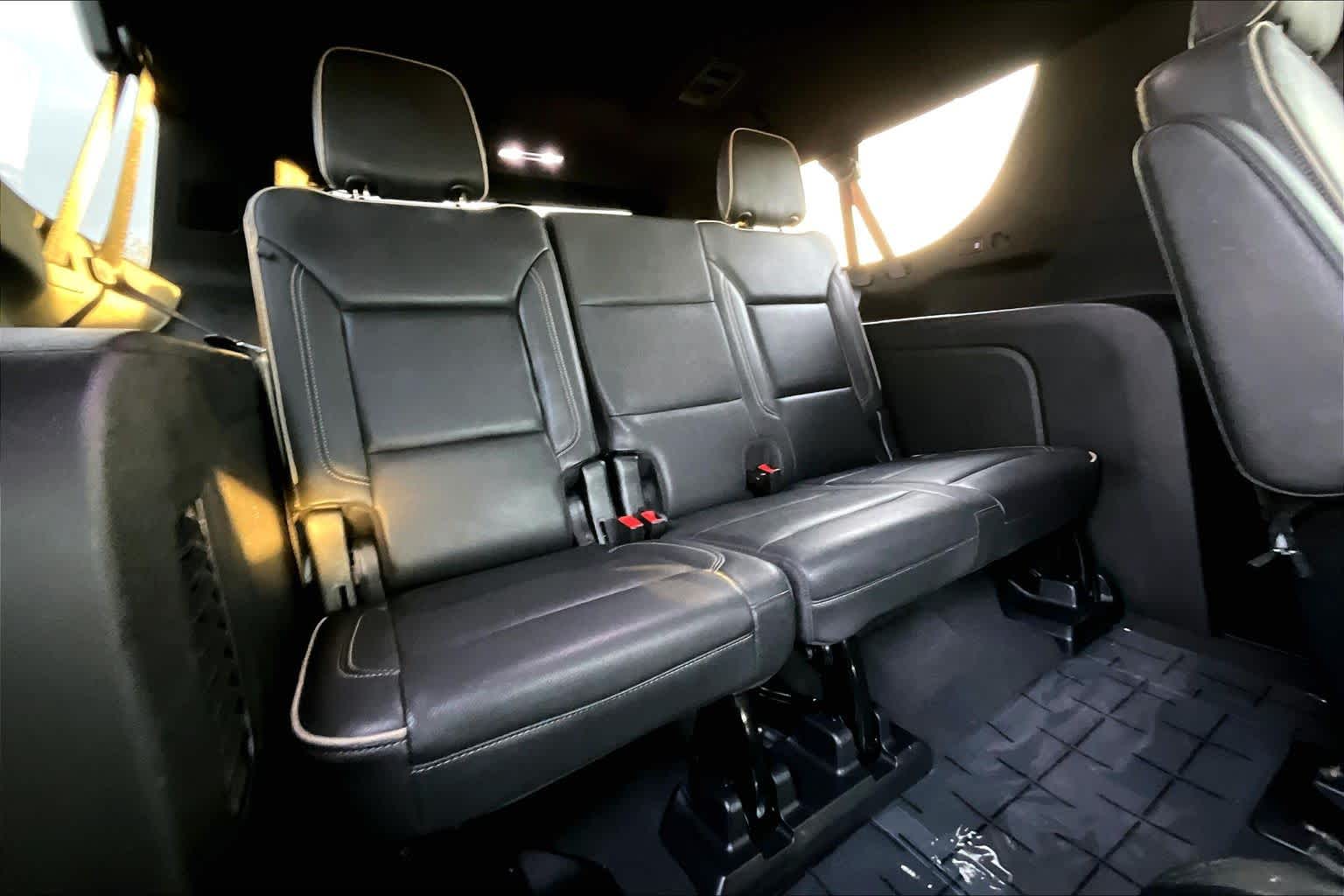 Thumbnail: 2023 Chevrolet Suburban - 31