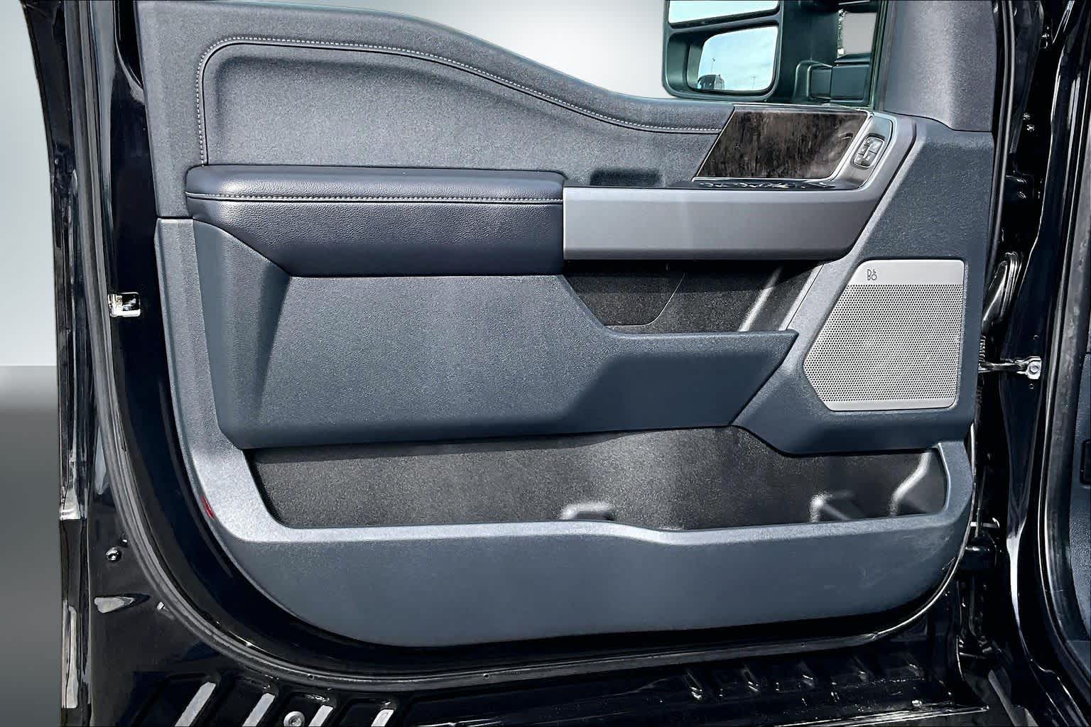Thumbnail: 2025 Ford Econoline - 24